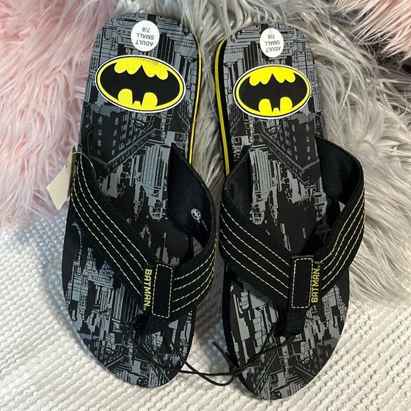 Batman Flip Flops Black Beach Summer Mens 7/8 and 11/12 Small Large - Picture 3 of 7
